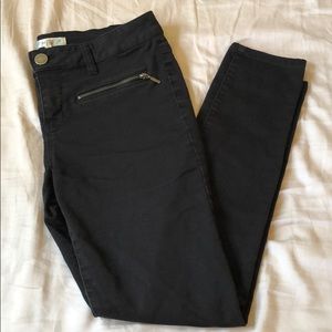 Black Skinny Jeans 💕FIRE